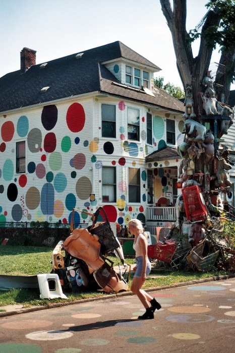 Porn photo raysofdain:  hifas:  The Heidelberg Project,