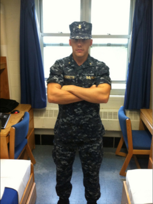 militaryboysunleashed: 23 year old Naval pilot in training from Pensacola FL.  Huge Huge HUGE d