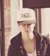 examplinq:  snapback appreciation  