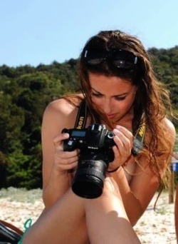 What ? Beautiful girl at the beach