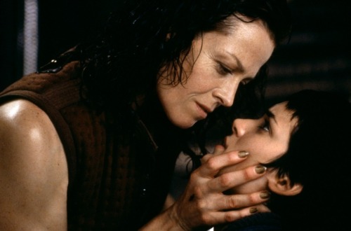 Alien Resurrection (Sigourney and Winona)