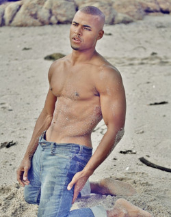 talldaddy:  www.talldaddy.tumblr.com/archive savvyifyanasty:  &gt; perfection  Follow me @ savvyifyanasty.tumblr.com  