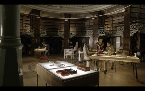 taylorlouisebell:  stranglersatthemall:  youcantsaymylastname:  the-tardis-in-221b-baker-street:  homicidalsquirrel:  Does the museum in Sherlock look familiar? That’s because they’re in The Library.   Welcome to the BBC where they have 10 Actors,