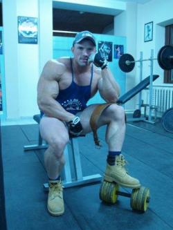 jockjizz:  Late one evening in the gym a stud calls me over…: “Hey, dude….those are some really hot sneaks you have. How ‘bout you wear my work boots for a while so I can try out those sneaks?”