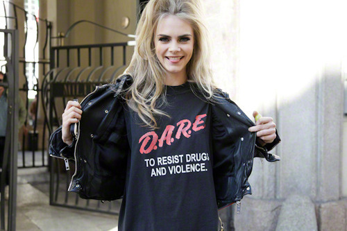 mrs-delevingne:    Want to see more: Streetstyle, Cara Delevingne? Click!