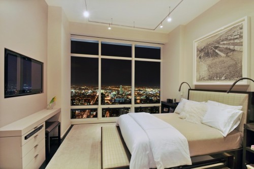 Bedroom with a spectacular view