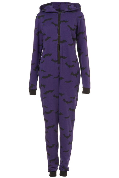 vampireage:  silentnurse:  please-run-away-with-me-to-hell:  sambasinburn:  my new onesie x  oh my gosh where is this from!?!  gaaaah, i wish topshop went up to my clothing size!!!!  I WANT IT  OH MY GOD I NEED IT.