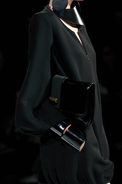 BLACK CLOTHES