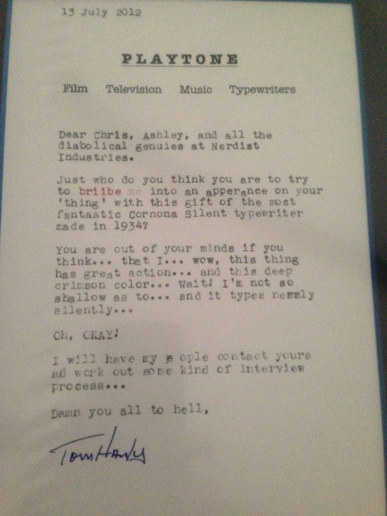 comedynerdsunited:
“ Chris Hardwick sent Tom Hanks a vintage typewriter along with a request for him to be on the Nerdist podcast. This was Tom Hanks’ response, proving once again why T.Hanks is an American treasure.
”