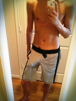 jockdays:  brodays:  Hot Self Pic Studs!