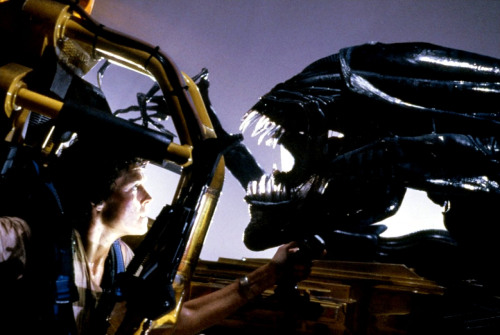 Ripley and The Queen (Aliens, 1986)