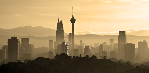 livetocompete:  Petronas Towers.