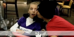 jerryon-demi:  smileiamyedi:  THIS BOY IS AMAZING REALLY.  puta que pariu gente =’]