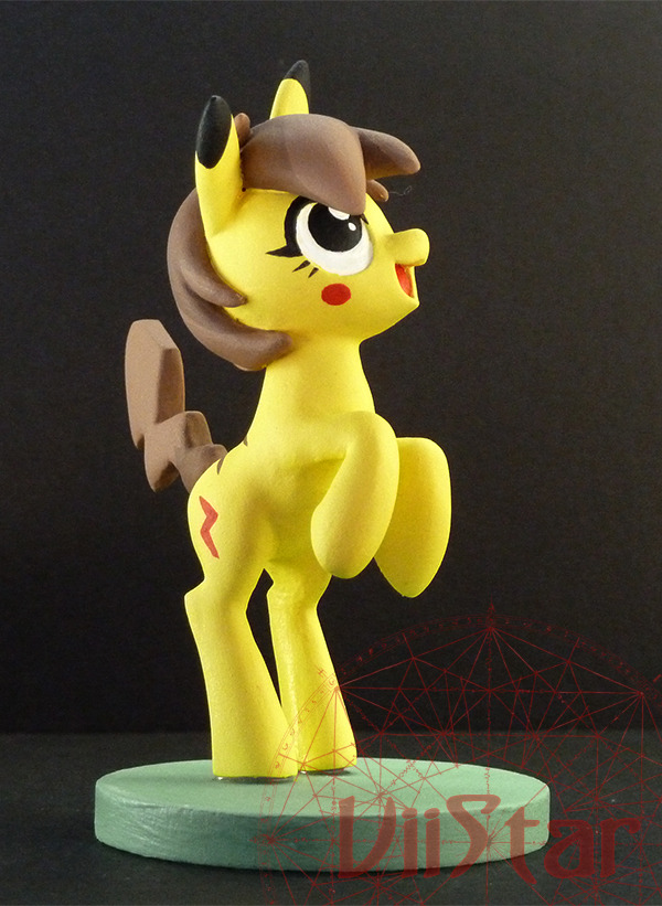 viistar:  PONY PONY PONY CHUUU!  LOL XD Ebay: http://cgi.ebay.com/ws/eBayISAPI.dll?ViewItem&amp;item=300792032164Youtube: http://www.youtube.com/watch?v=mYx3ba3vTRg&amp;feature=youtu.be 