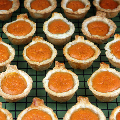 thecakebar:  Pumpkin Pie Bites! (recipe/tutorial) 