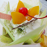 melon-tea:  1/10 of my favorite desserts: green tea cake ♥ 