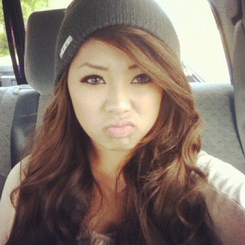 isaballerr: eyereejayy:  Instagram adddicccttt tho.  WHY CANT I BE YOU UGH
