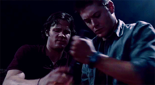 unicornempire:   “Hey Sammy- Guess you could say I’m… Carrying a torch for you-!” 