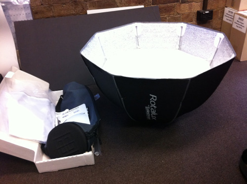 warrenrivas:  EXCITEMENT! After much deliberation as to which softbox to get next I finally got my Rotalux Deep Octa 70cm Soft box. I was trying to decide between a large square soft box or the 100cm Deep Octa. With some insight off Frank Doorhof from