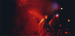 isntthatwizard:  doctor who meme  → three colors [2/3]: red 