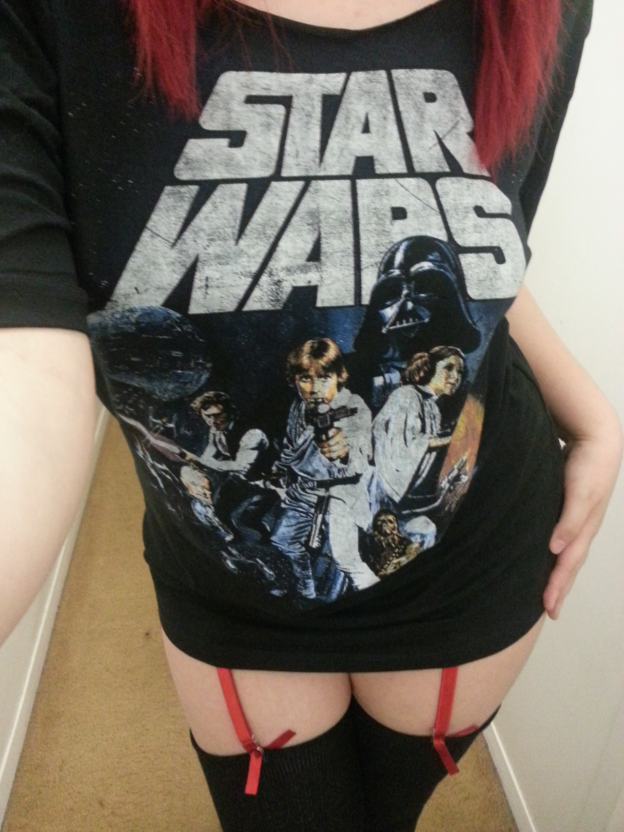 zach-zombie:  landocalissian:  Star Wars + wool stockings = &lt;3  unf…goddamn
