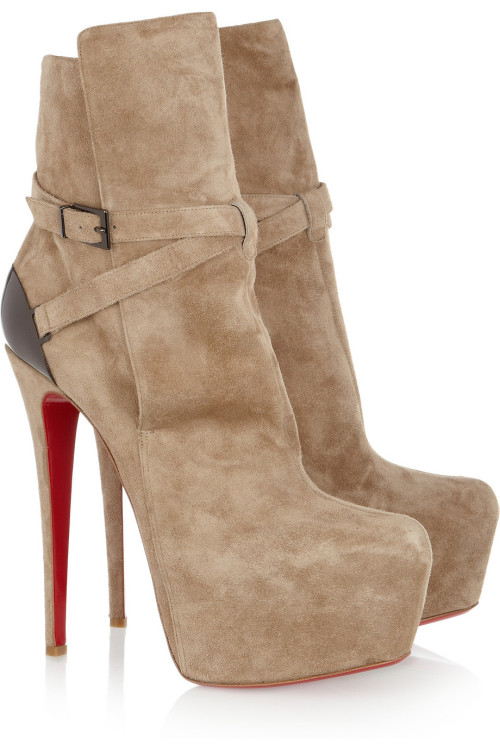 billidollarbaby:  Christian Louboutin Equestria 160 platform boots ($1,895)