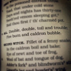 wizardpiss:  i love me some macbeth d; #macbeth