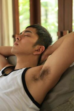 chinitongkalbo:  Is he sleeping or someone is doing the nasty? haha! 