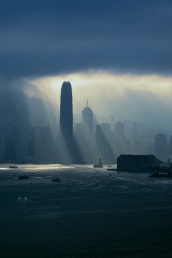 metrodorus:  black rain in hk 