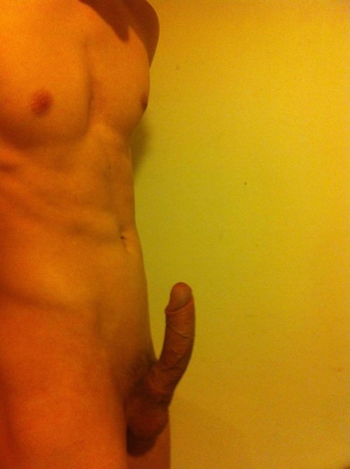 XXX random-acts-of-hotness:  Hot anon submission! photo