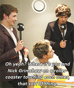 bonerrdirection:Rudest thing you’ve seen on the internet, Harry? (x)