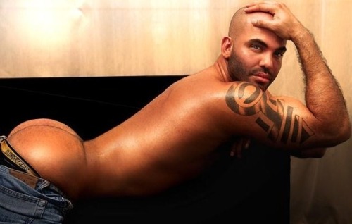 bubblebuttslurpee:  This iS an ass!!! 