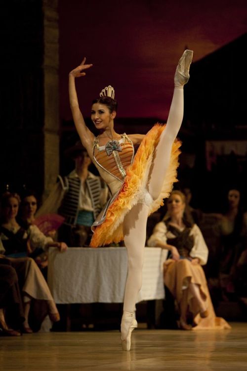 thedailyballet: Victoria Ananyan in Don Quixote. Photo by Angela Sterling.