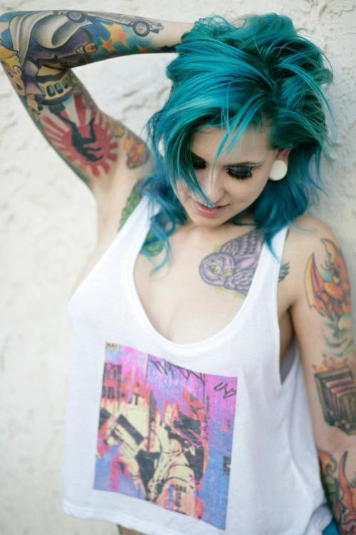 ohmygodbeautifulbitches:  Smurfasaur 