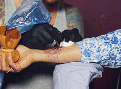 midnighttrainofwanderlust:  beenworkingonacocktail:  #i love this moment #i feel