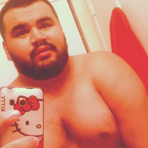 sepdxbear:  Very cute :) hellocubby:  Bath time. (Taken with Instagram) 