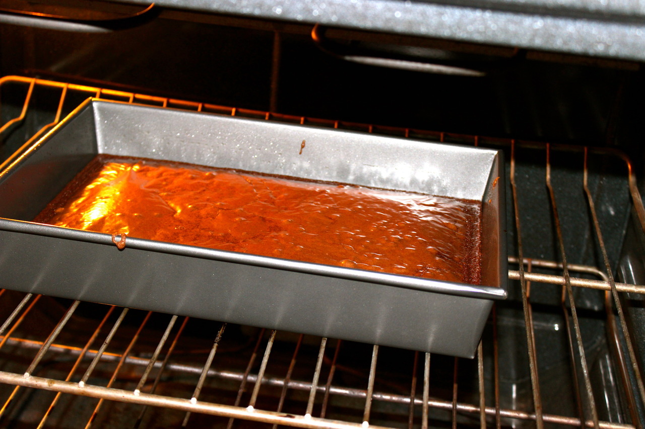highstep:  opium-eyes:  highstep:  Anyone want some brownies???  yes please  so many