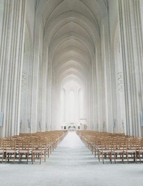 eichbaum:  Hallgrímskirkja, Reykjavík, Iceland. 