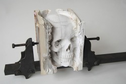 gaksdesigns:  Skull sculpture made from books by Artist Maskull Lasserre.