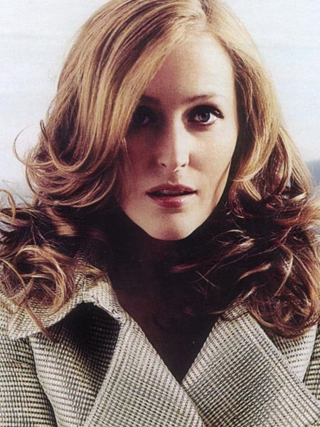 Out actress and general hottie, Gillian Anderson.