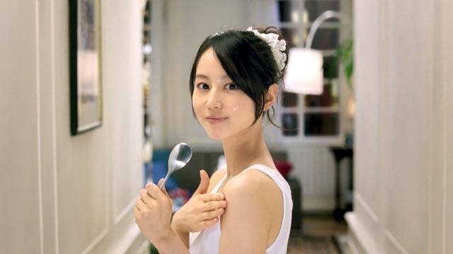 coolsurf:  (堀北真希のヨーグルトのCM可愛い過ぎワロタwwwwwwwww：キニ速から)