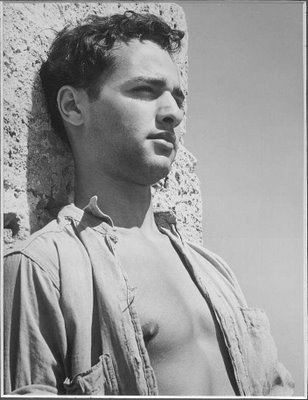 One of the first hollywood actors to publicly acknowledge his homosexuality, the beautiful Sal Mineo.