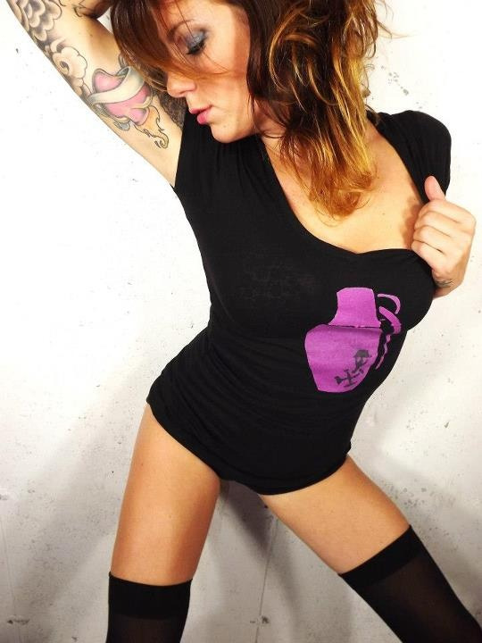 ilikeindependent:  adambaranello:  Model Alicia came by AJB Tonight!  Love!!
