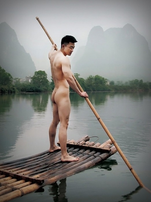 aguywithoutboxers:  March 30, 2014   River Nude Naked life
