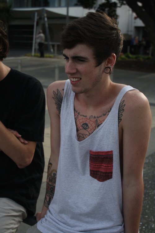 treeturtle:  Josh Mason yo. taken by mwah 
