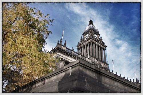 Thought I'd Pop Into Leeds On A Sunday Afternoon Figuring It Would Be Quiet At The Town Hall Where I
