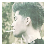 dickrection-blog:  i wouldn’t change anything cuz i love my life 