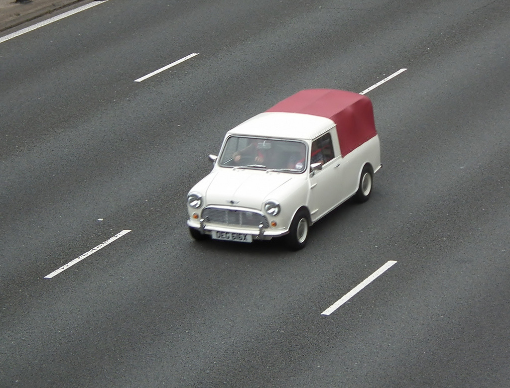 carpr0n:  Cozy in there? Starring: Austin Mini (by kenjonbro)