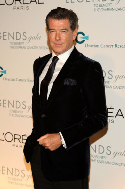 merylisoneofakind:  Defs the sexiest man on Earth is Mr.Brosnan