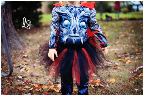 ask-the-mighty-thor: Hahahahah! I am honored by this Midgardian child’s strength! Perhaps we c